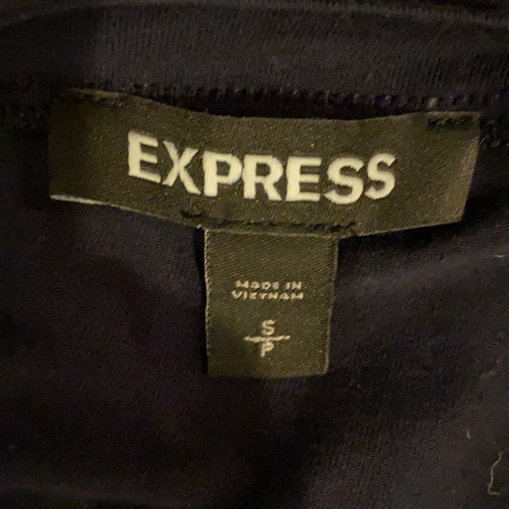 Express Top - Picture 3 of 3